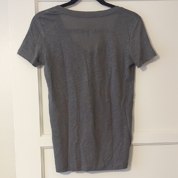 J. Crew Short Sleeve Linen V Neck Tee Size XXS Casual Relaxed 100% Linen - Picture 2 of 4